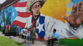 A mural in Springfield  created by  Common Wealth Murals in Springfield, Massachusetts, North End area highlights the Puerto Rican tradition of troubadours and honors local musician Miguel "Pico de Oro" González. 