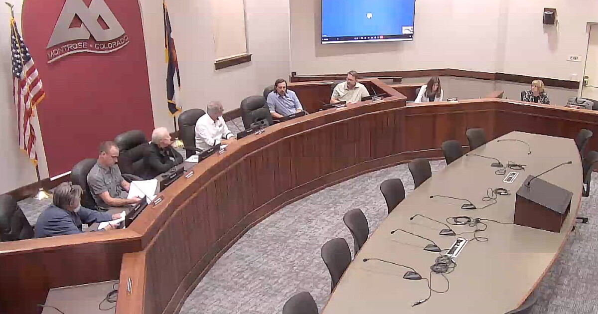 Montrose city manager Bill Bell out after 15 years, in a separation he proposed himself
