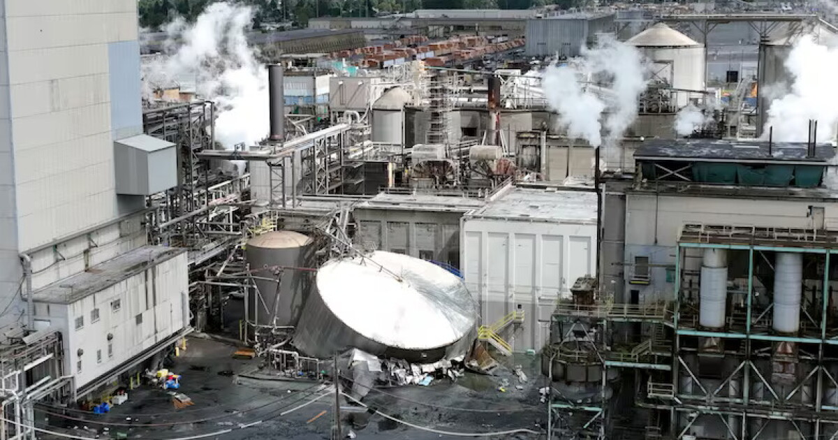Confirmed death toll climbs to 8 in Longview paper mill disaster