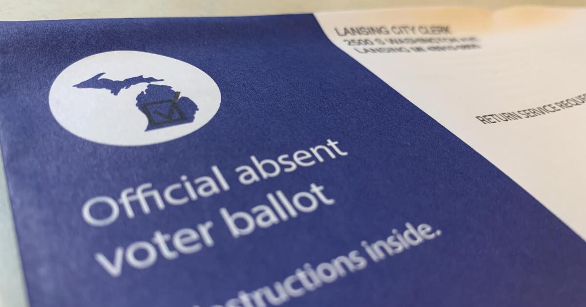 WKAR Analysis: Michigan campaigns kick into high gear before primary with rallies, endorsements and a debate
