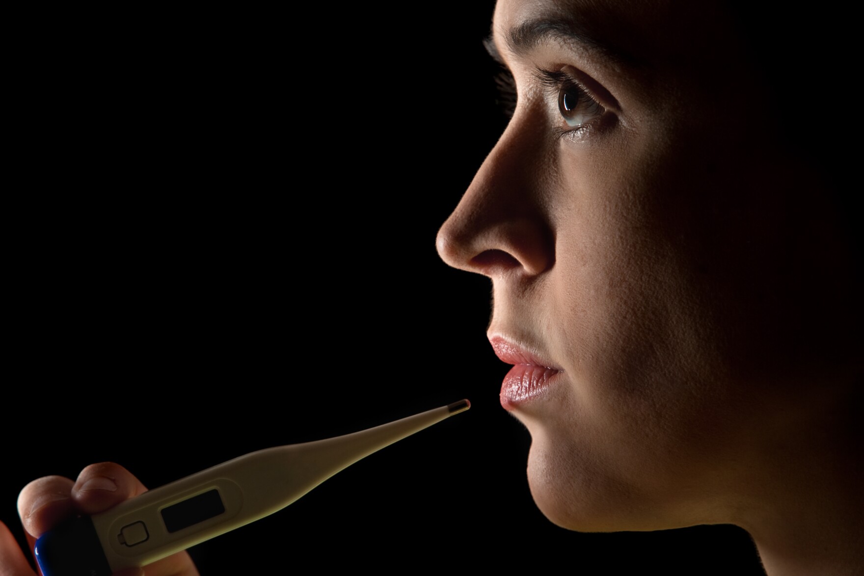 Sick, woman, pregnancy, thermometer, fever, flu, cold 