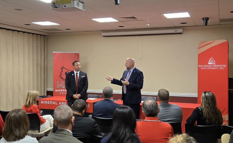 Mineral Area College and Southeast Missouri State University sign a Partnership Agreement giving students more access to educational and support services.