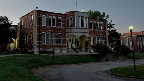 The Illinois Department of Human Services says it will keep 25 mental health beds open at Choate Mental Health and Developmental Center in Anna.