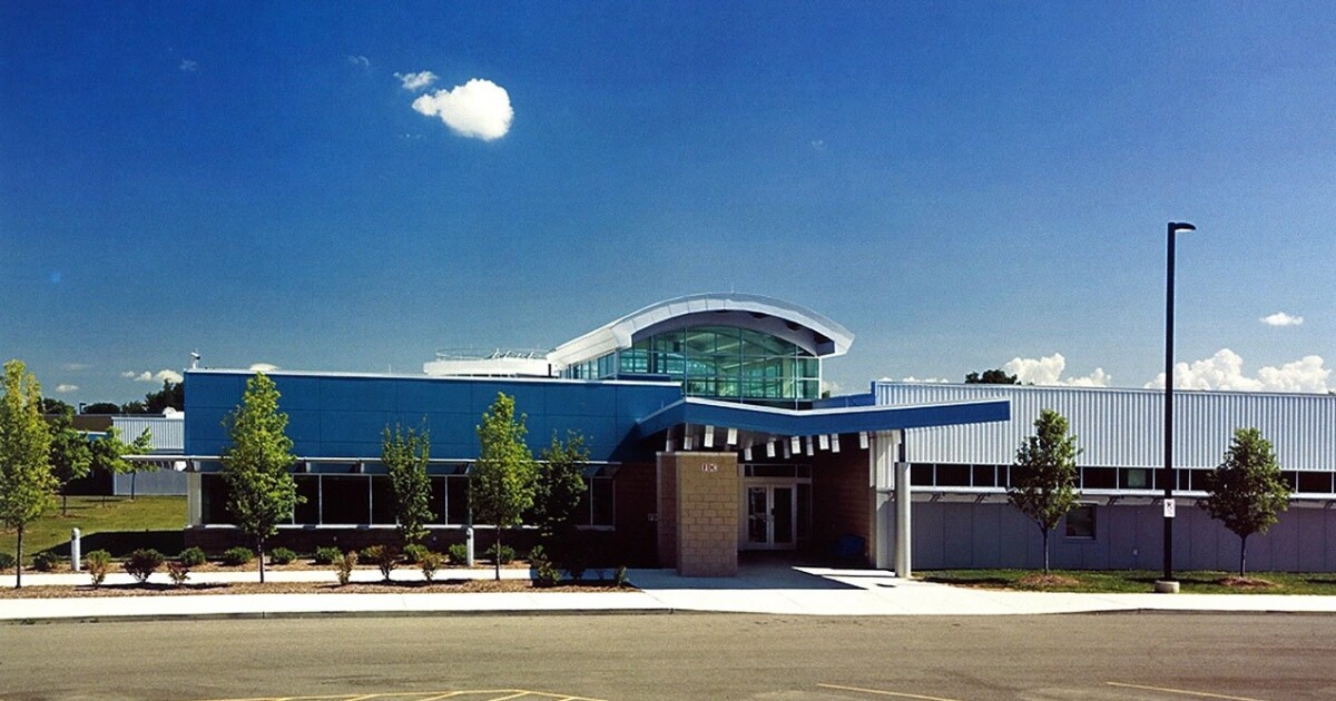 Natural gas leak at Newark tech school sends students to hospital