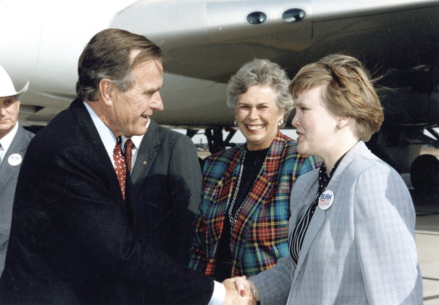 Image - JanelleToman-Bush41.jpg