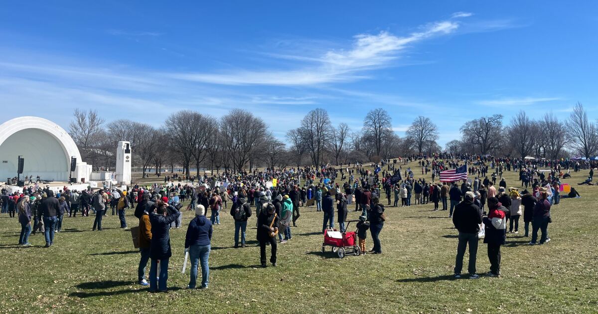Protests held across Milwaukee area as part of 'No Kings' movement