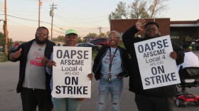 Princeton bus drivers picket outside of First Student's transportation facility in Sharonville.