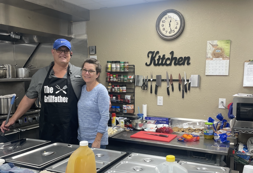 Michele and Michael Klimkiewicz volunteer as leaders in the kitchen and cook hot meals. (Nicole Muscolino/WUFT News)