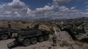 AP Nogales border 1