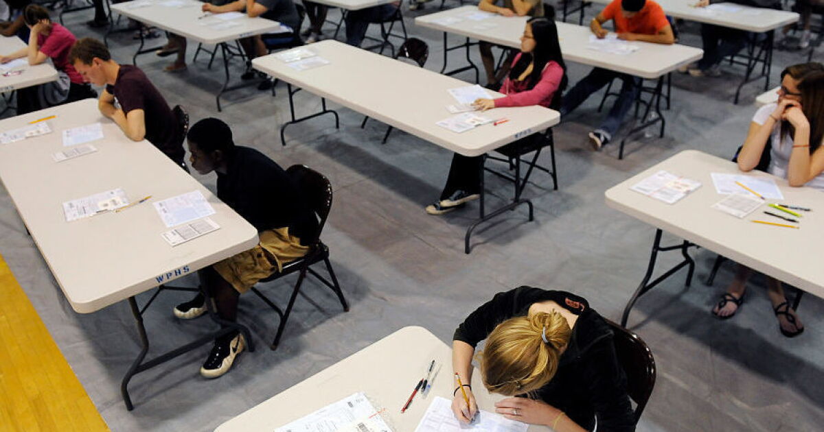 Selective Students How To Get Low-Income Students Into Selective Colleges