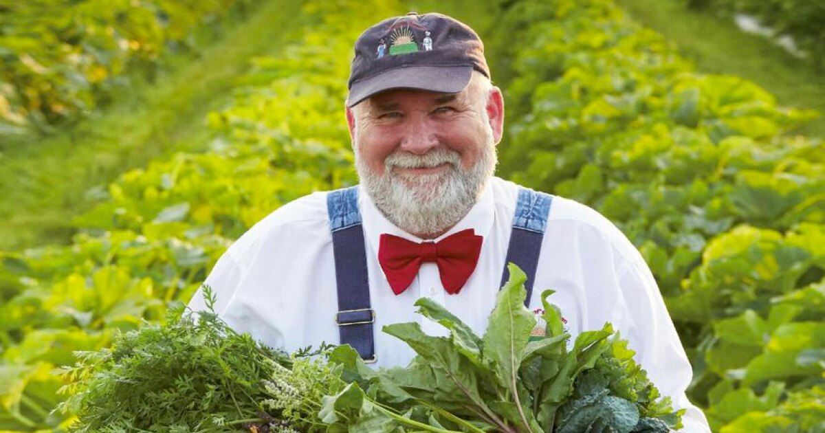 He a farmer. What is farmers. He a farmer. He a farmer. Farmer.