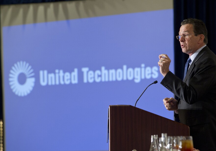 Gov. Dannel Malloy honoring United Technologies at an event hosted by the National Association of Independent Colleges and Universities in 2012.