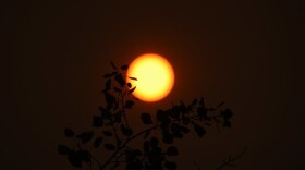 Smokey sun from the 2021 Chuweah Creed fire.