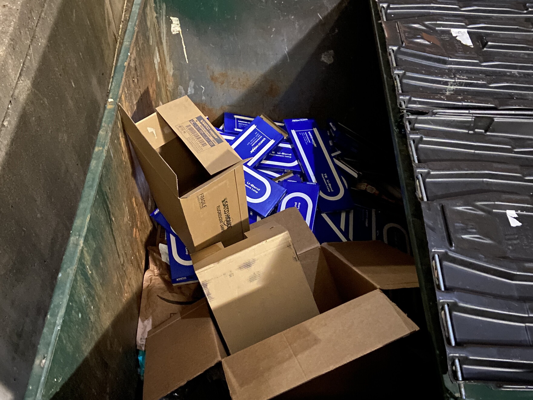 Curated visual reference: Pilot Offers Free On Site Recycling At Some Cincinnati Apartment Photo Inspiration