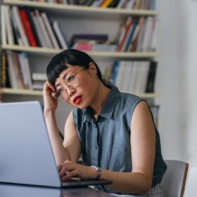 Use extra caution when publicly posting on social media to resolve an issue with a business.
