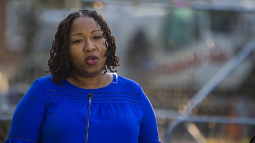 Charlottesville Mayor Nikuyah Walker speaks Saturday before the removal of the monuments of Confederate Generals Robert E. Lee and Stonewall Jackson.