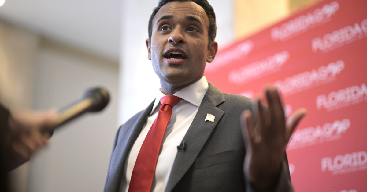 Vivek Ramaswamy Uses $500,000 Amex Card as Campaign “Petty Cash