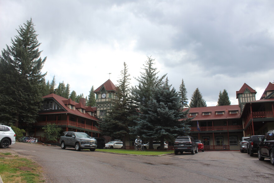 The Redstone Art Foundation’s 30th anniversary art show will be held at the Redstone Inn from Sept. 4-6, 2026. The event has been held in the same location for its entire history.