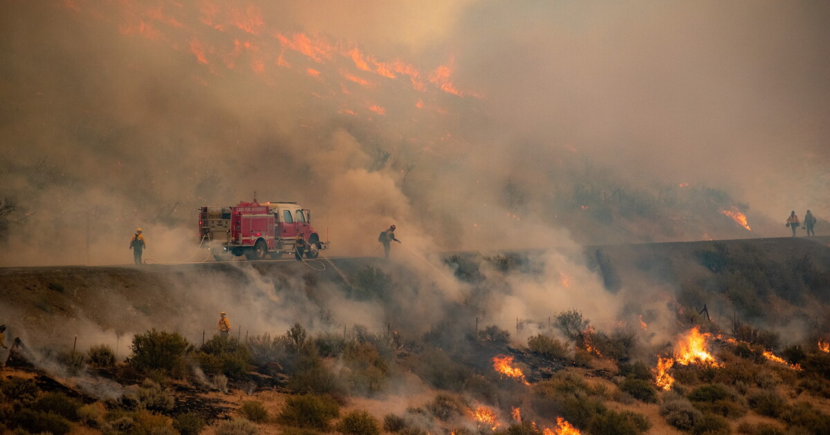 Foley Ridge Fire Oregon Firefighters battle 25 large blazes in Oregon as record season ...