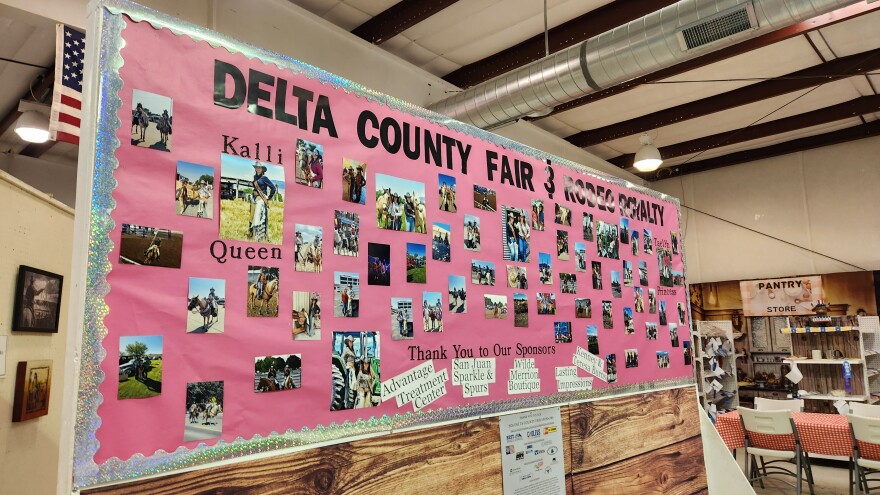 4H exhibits at Heritage Hall