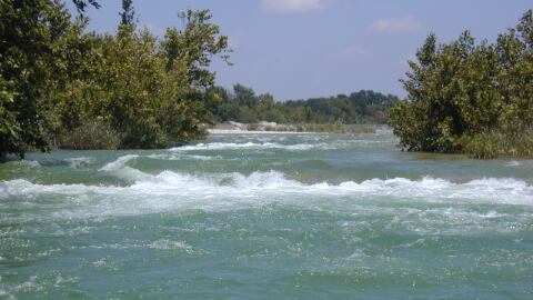 The Texas Division of Emergency Management has issued a warning for residents in South Texas communities along the Nueces River. Floodwaters could rise above its banks and onto roads, which could be under water for days.
