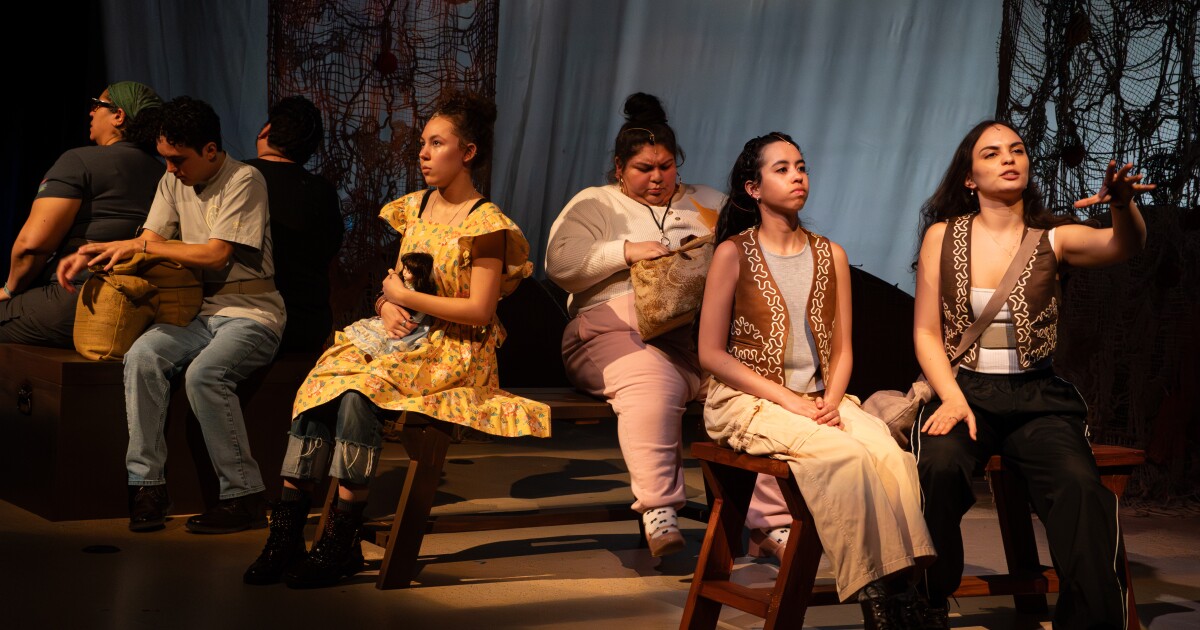 'Esperanza Rising' centers immigrant experience on Charlotte stage