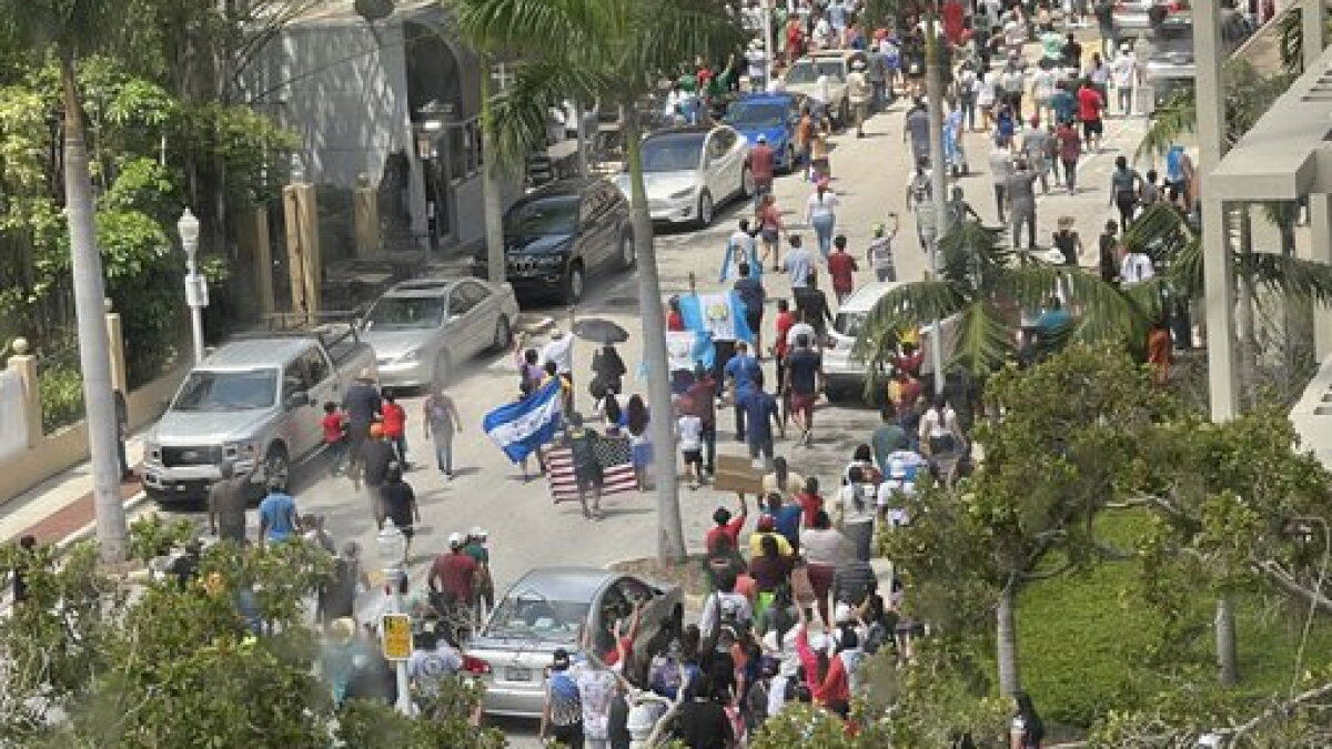 Hundreds gather in Fort Myers, Orlando, nationwide to protest restrictive new immigration laws - Vimarsana News