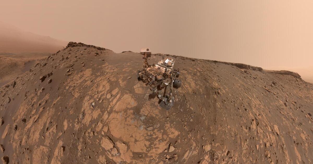 Life on Mars and the final Space Shuttle mission