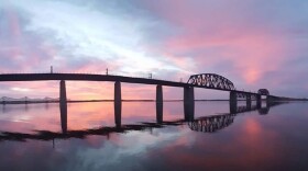 Bridges span the Missouri River at Mobridge. Online photo from the Chamber of Commerce at mobridge.org.