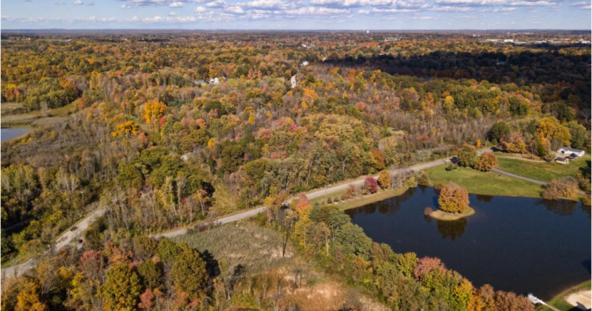 Community members get first look at Merriman Valley Schumacher Area