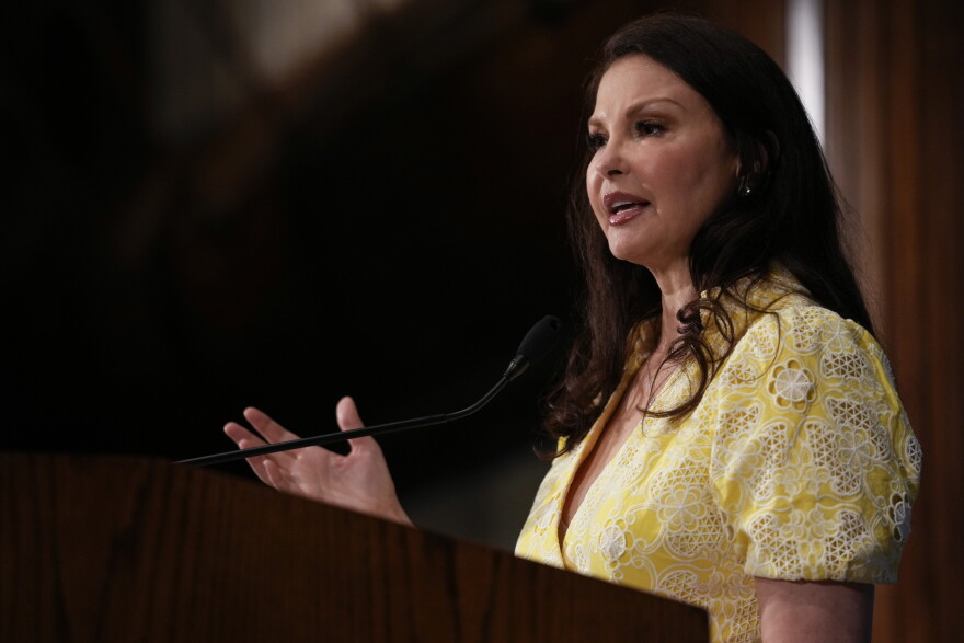 You Mattered Then And You Matter Now UK Alumna Ashley Judd Speaks you-mattered-then-and-you-matter-now-uk-alumna-ashley-judd-speaks