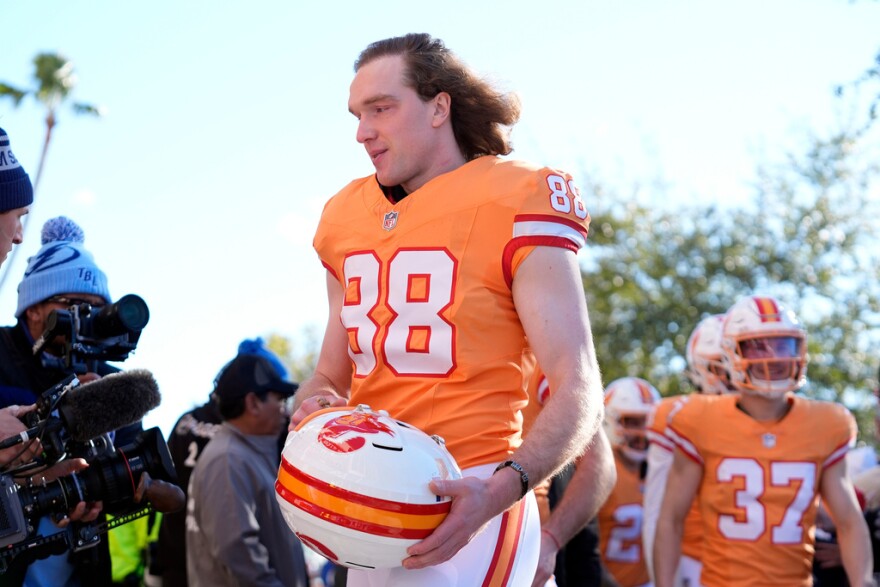  Lightning goaltender Andrei Vasilevskiy, wearing a Tampa Bay Buccaneers uniform as the team arrives at Raymond James Stadium on Sunday, Feb. 1, 2026, in Tampa.