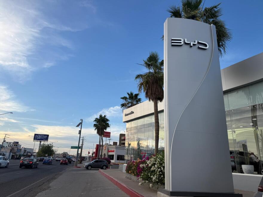 Hermosillo's BYD dealership sells electric vehicles at a lower price than many of its competitors.