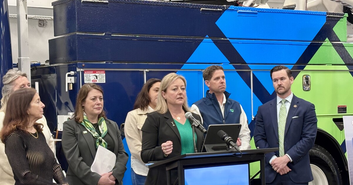 Long Island advocates celebrate South Fork Wind farm during Earth Month