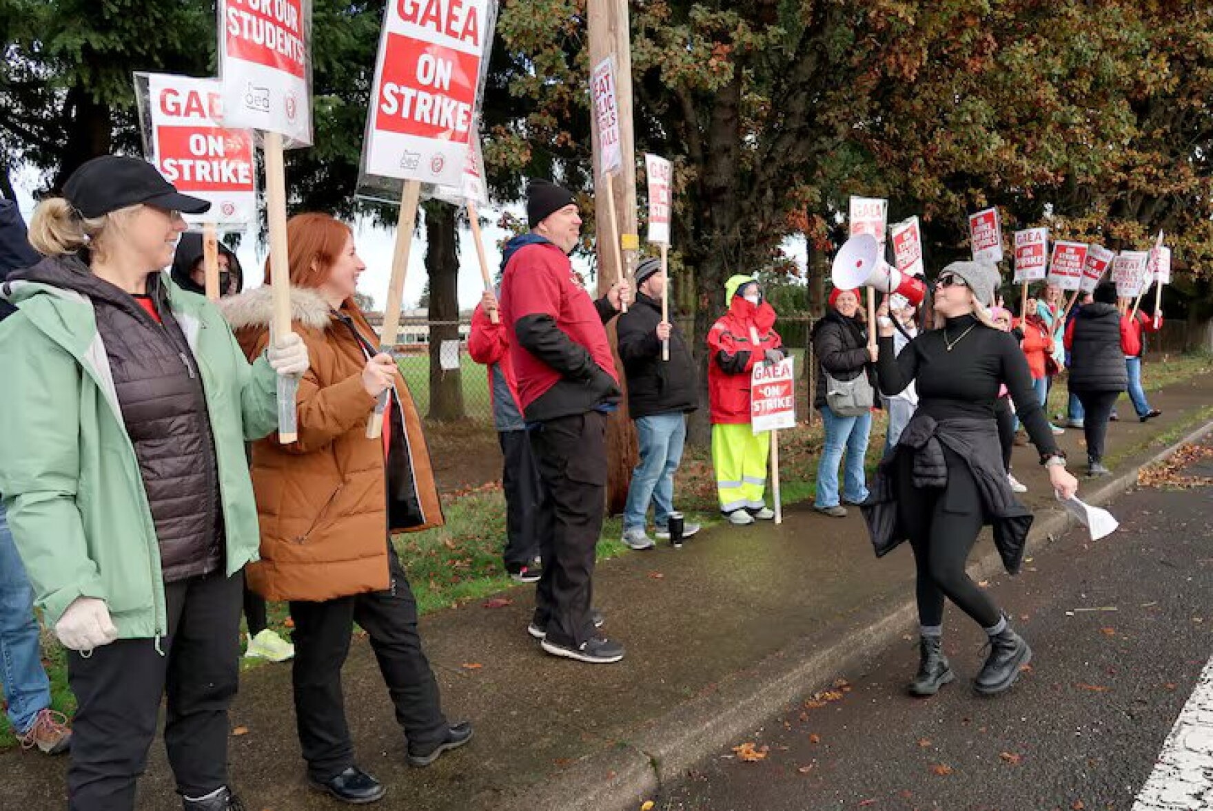 Greater Albany Public Schools cancels Wednesday classes as strike continues