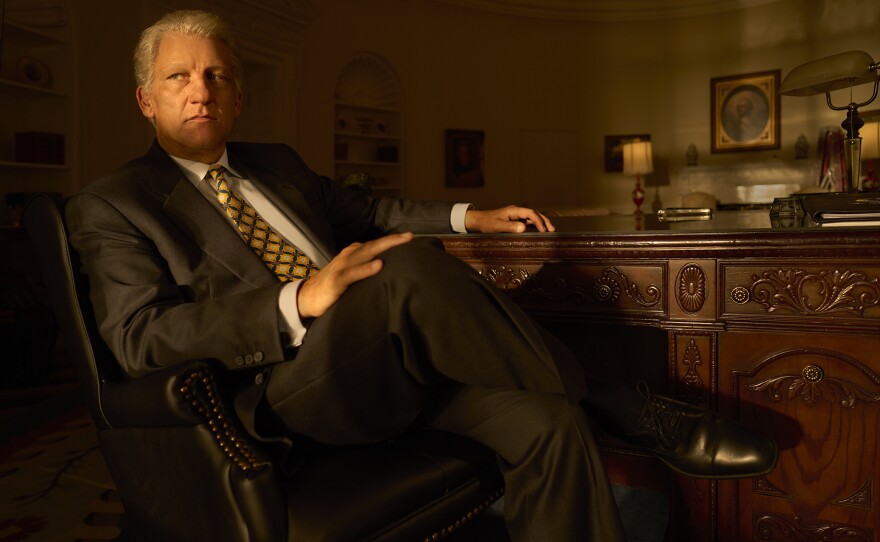 Clive Owen as Bill Clinton.