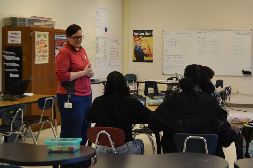Carver High School Teacher Kari Slaten speaks with students in the American Women's Studies course on March 21, 2025, in Winston-Salem, N.C. AMY DIAZ/WFDD