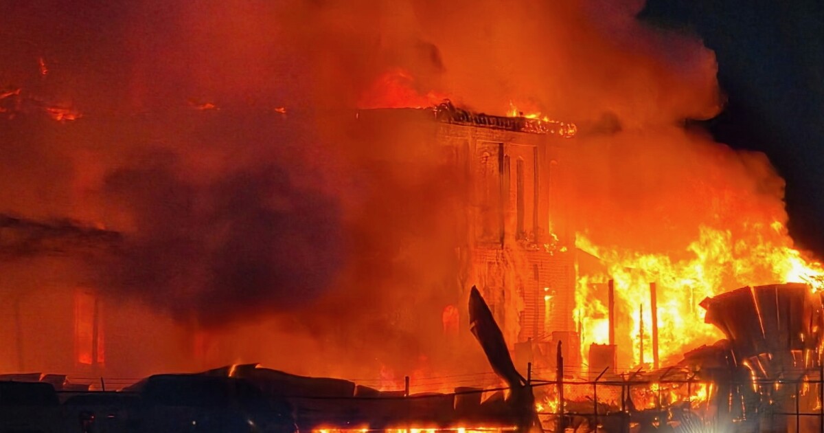 Fire on Bodenhamer Street in Kernersville destroys electric company's building