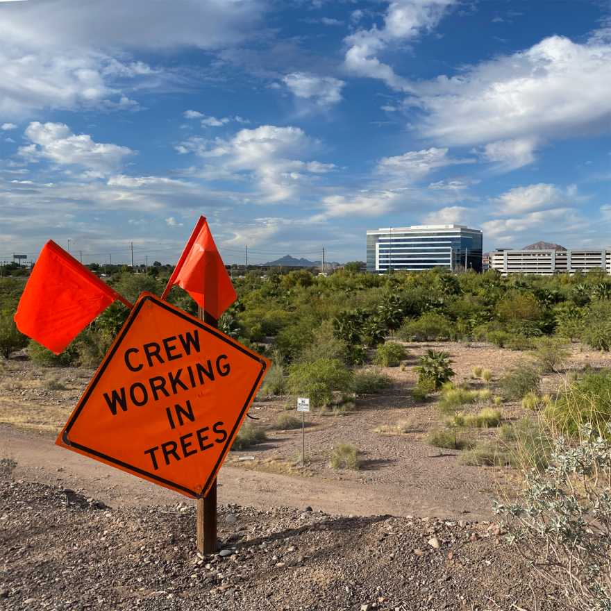 Crew working sign