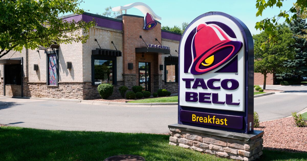 Indiana among five states where lettuce at Taco Bell confirmed as source of diarrhea-causing parasite