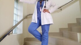  Mayerlin Henriquez worked as a doctor for nine years in the Dominican Republic. But since moving to the U.S. in 2021, she’s been able to get a job only as a nurse’s assistant.