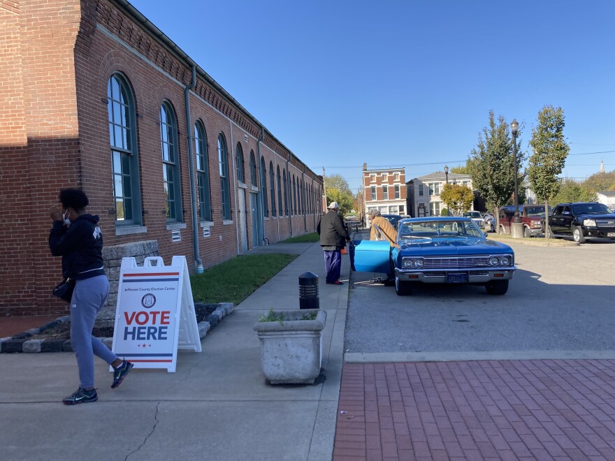 Early voting at the Kentucky Center for African American Heritage