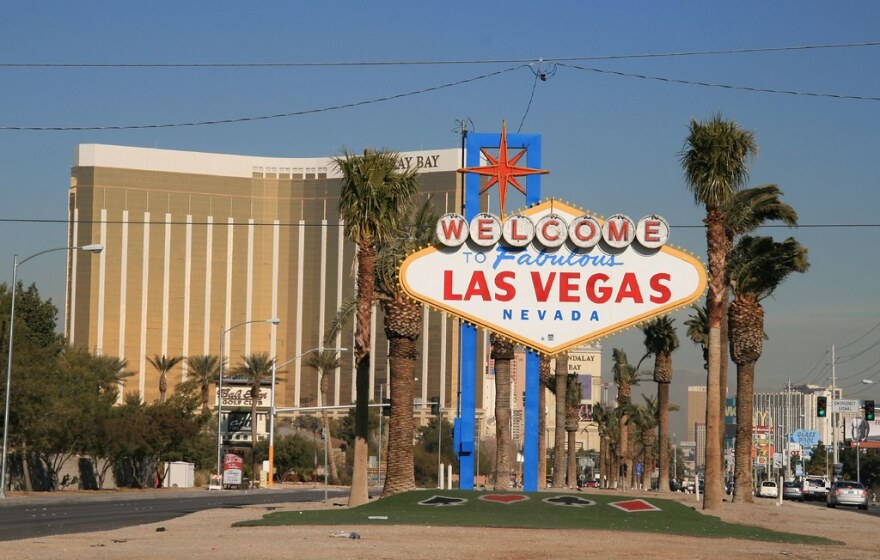 An image of the "Welcome to Las Vegas" sign from the roadway.