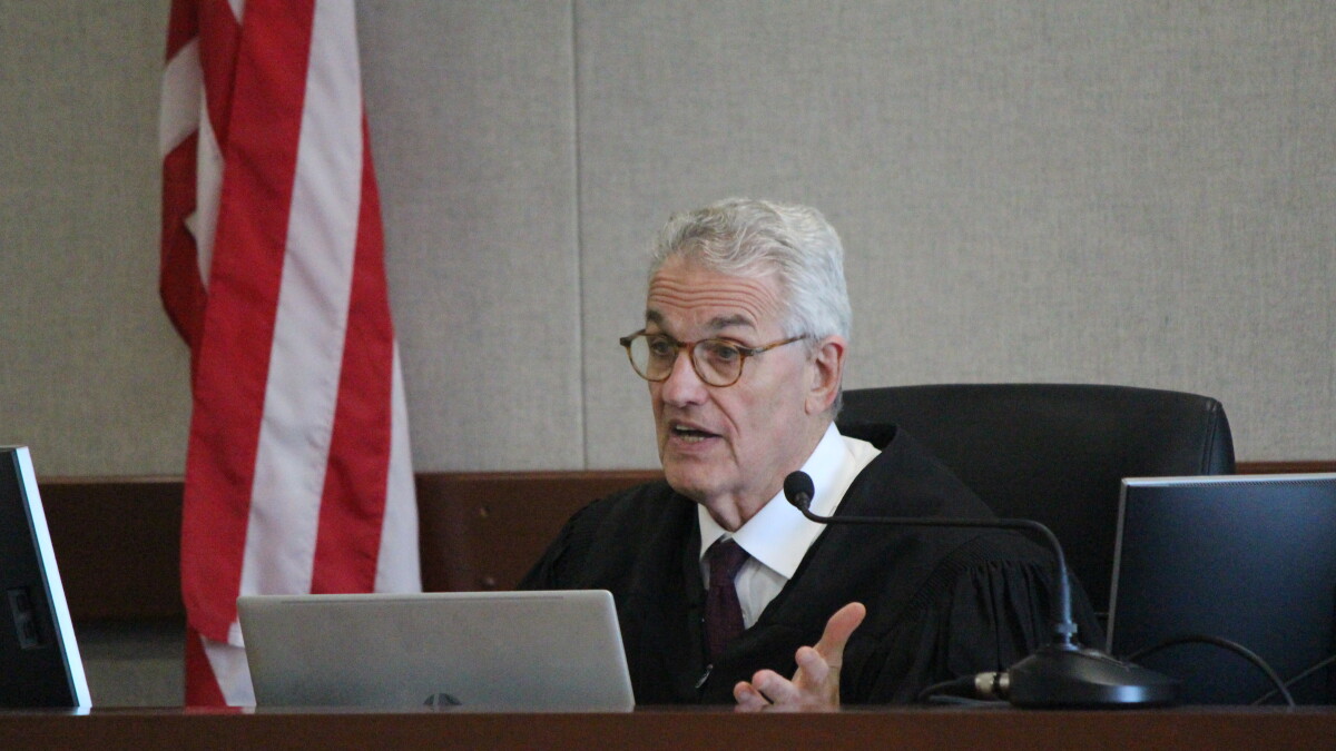 Both sides rest in Eaton trial, closing arguments postponed