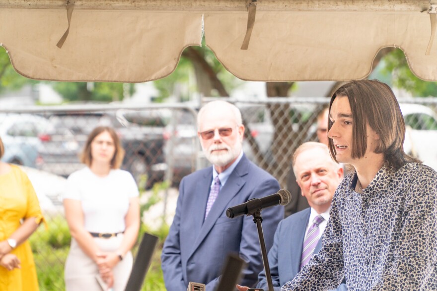 UE Sophomore Evan Webber is a neuroscience major on a pre med track. As a former Academy of Science and Medicine (ASM) student, he appreciates the hand-on experience he received working with health systems such as Deaconess. The new facility will allow that program to expand.
