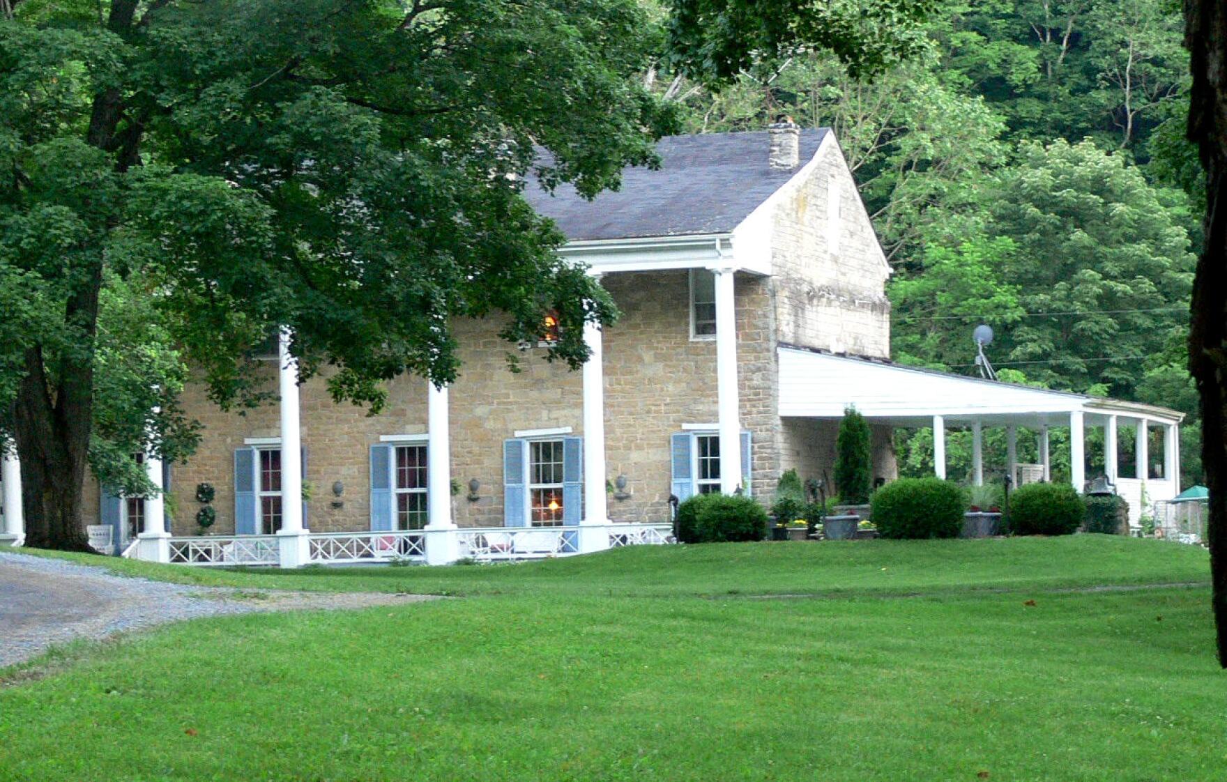 salt_sulphur_springs.jpg