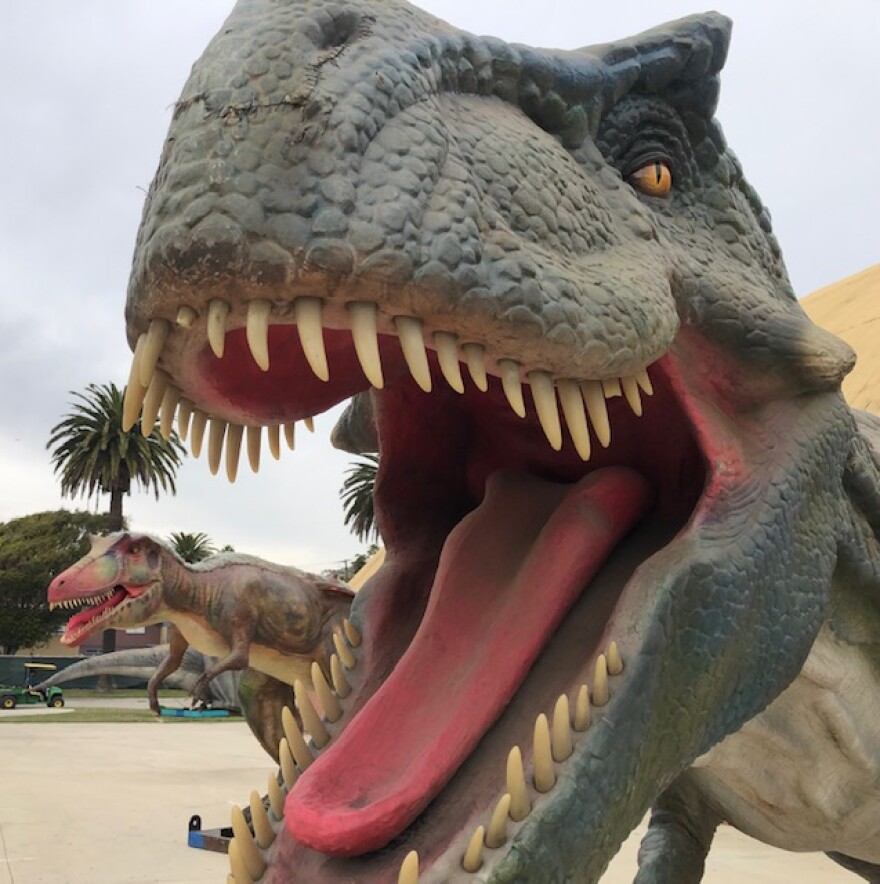 An exhibition at the Ventura County Fairgrounds from January 15 through 17 features more than 80 lifelike dinosaurs.