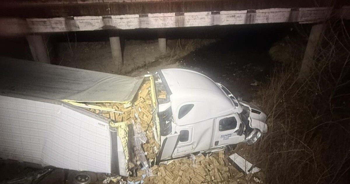 Wrecked truck carrying tofu stinks up Missouri town