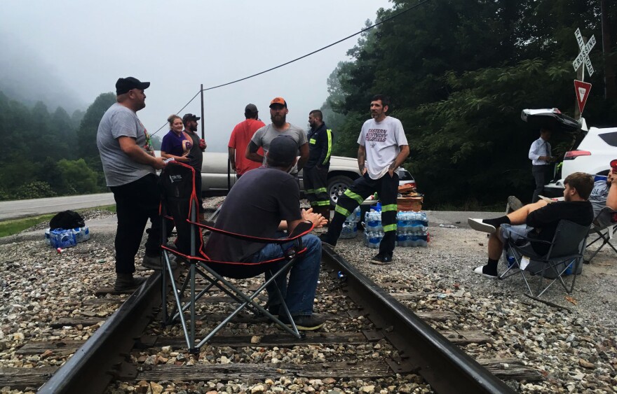 Protesting miners blocked the tracks in the morning fog.