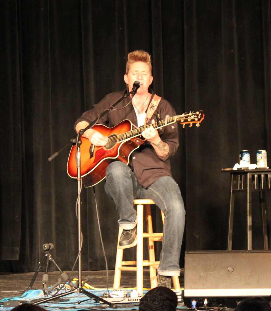 Singer-songwriter Kelly Neff performs during 'Song & Story' concert at the Alliance for the Arts.